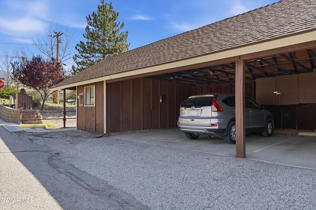 122 Meadow Lakes Drive, Tehachapi, CA 93561