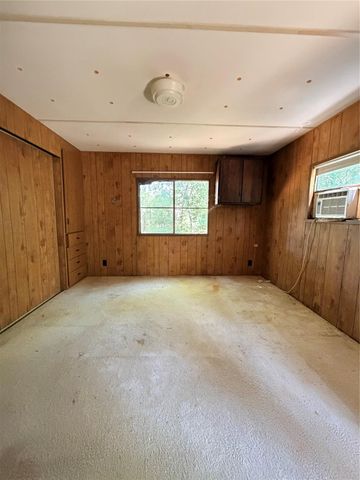 145 St Regis, Livingston, TX 77351
