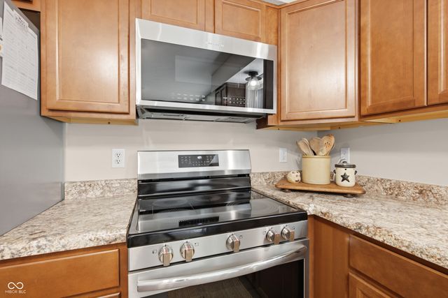 1359 S Paradise Bay Boulevard, Rockville, IN 47872