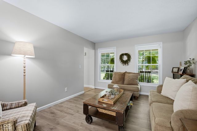 1359 S Paradise Bay Boulevard, Rockville, IN 47872