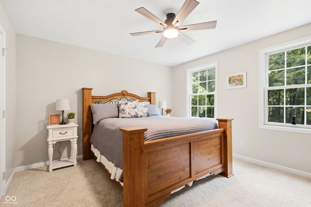 1359 S Paradise Bay Boulevard, Rockville, IN 47872