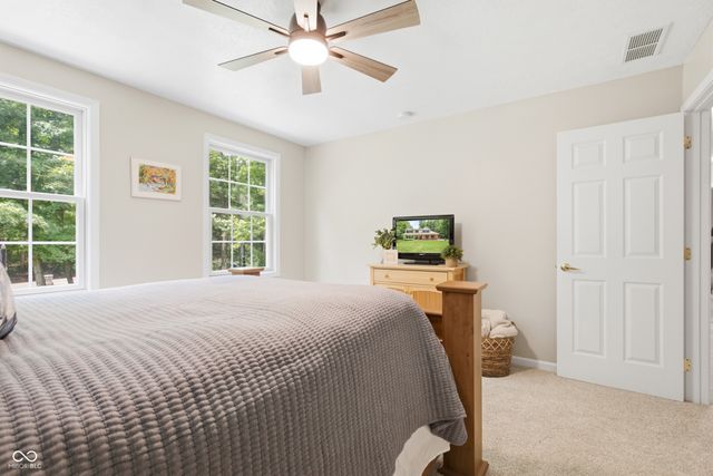 1359 S Paradise Bay Boulevard, Rockville, IN 47872