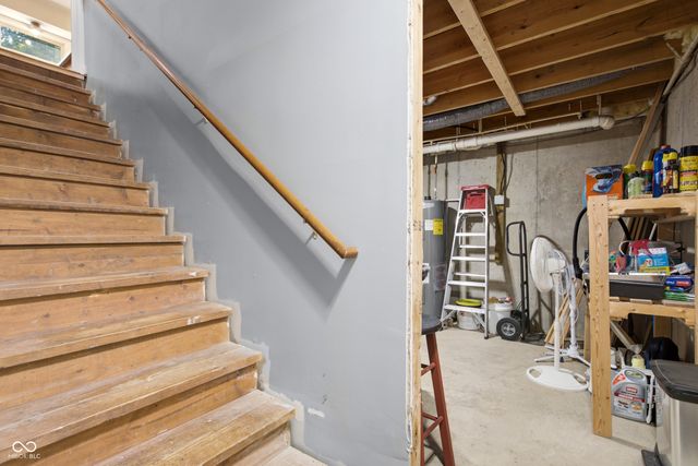 1359 S Paradise Bay Boulevard, Rockville, IN 47872