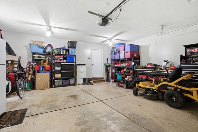 1359 S Paradise Bay Boulevard, Rockville, IN 47872