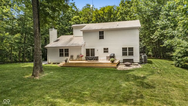 1359 S Paradise Bay Boulevard, Rockville, IN 47872
