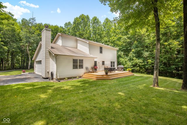 1359 S Paradise Bay Boulevard, Rockville, IN 47872