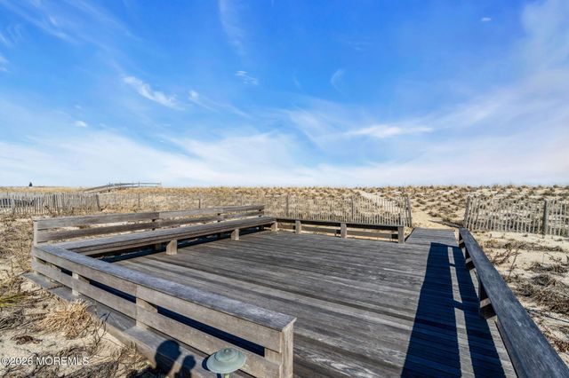 717 East Avenue, Bay Head, NJ 08742