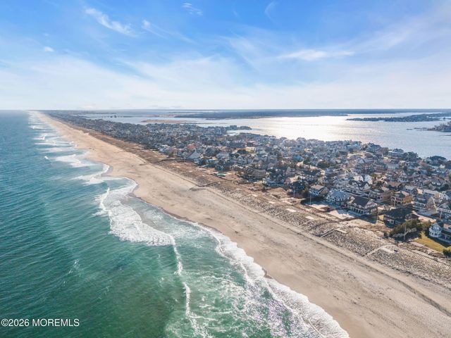 717 East Avenue, Bay Head, NJ 08742