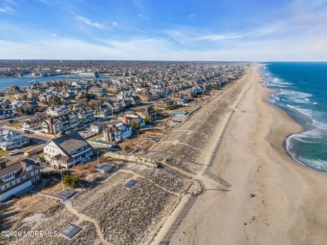 717 East Avenue, Bay Head, NJ 08742