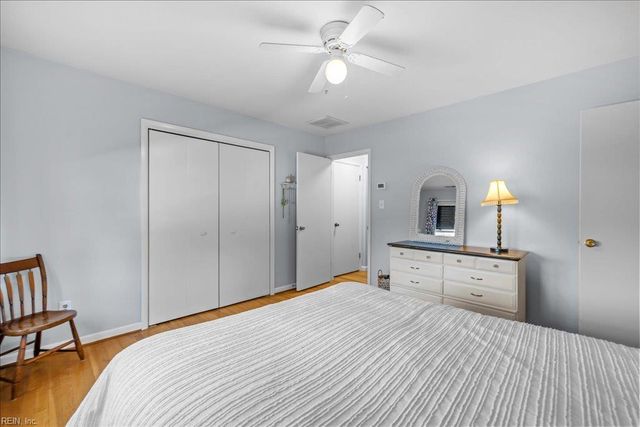 14 Huguenot RD, Newport News, VA 23606