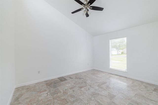 13911 Locke Lane, Houston, TX 77077