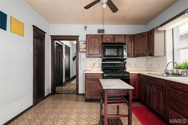 4131 Utah Street, St Louis, MO 63116