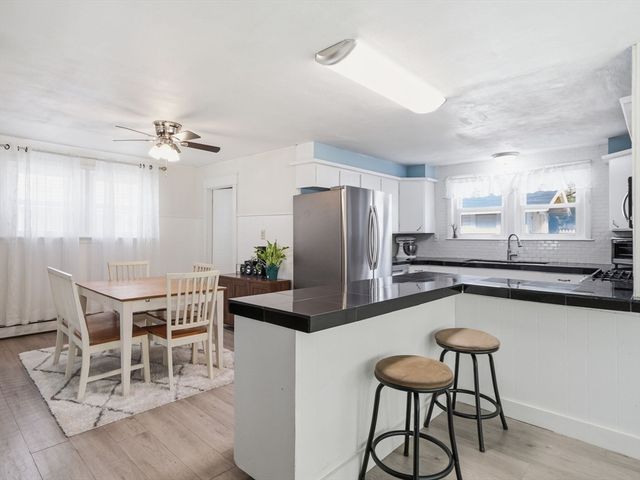 28 Court St, Lowell, MA 01852