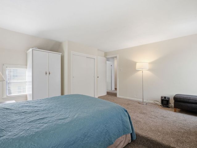 28 Court St, Lowell, MA 01852