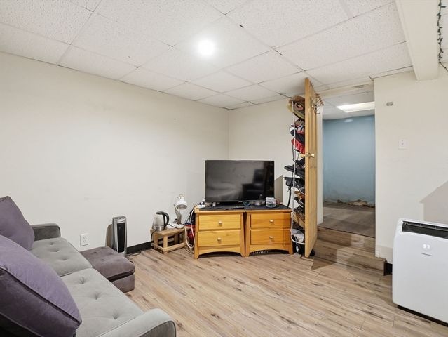 28 Court St, Lowell, MA 01852