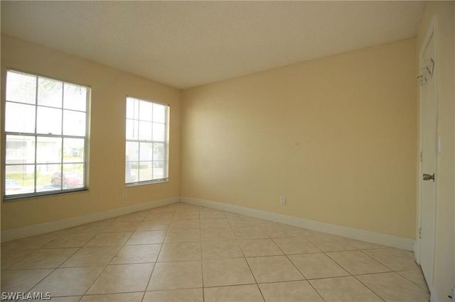 194 Santa Clara DR 194, Naples, FL 34104