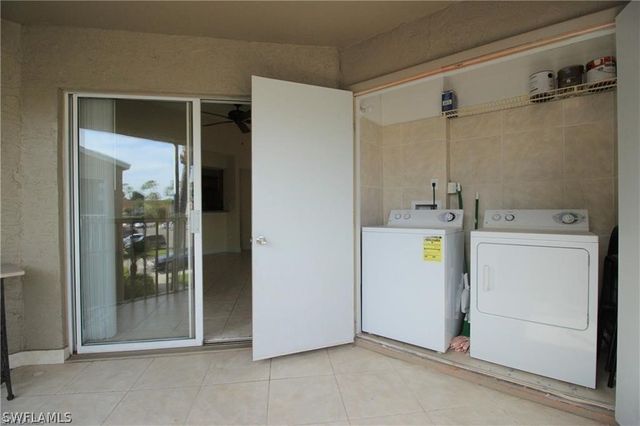 194 Santa Clara DR 194, Naples, FL 34104