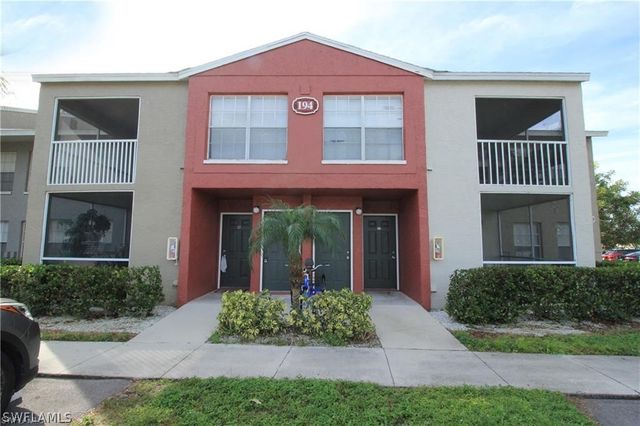 194 Santa Clara DR 194, Naples, FL 34104