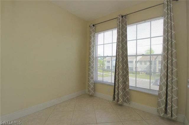 194 Santa Clara DR 194, Naples, FL 34104