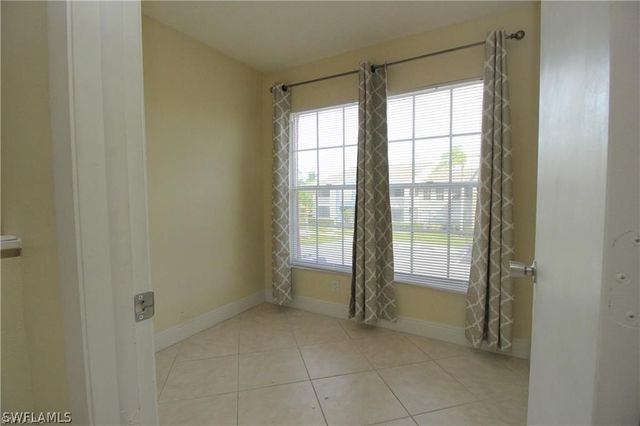 194 Santa Clara DR 194, Naples, FL 34104