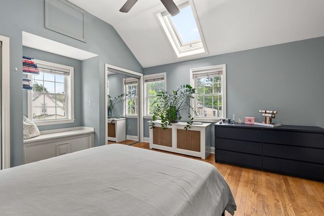 288 Union St, Weymouth, MA 02190