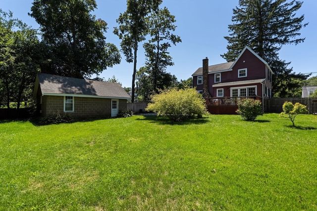 288 Union St, Weymouth, MA 02190