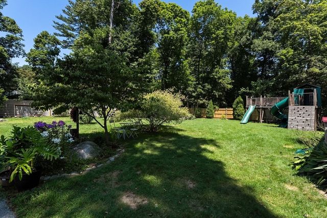 288 Union St, Weymouth, MA 02190