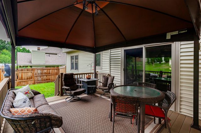 700 46th Place, West Des Moines, IA 50265
