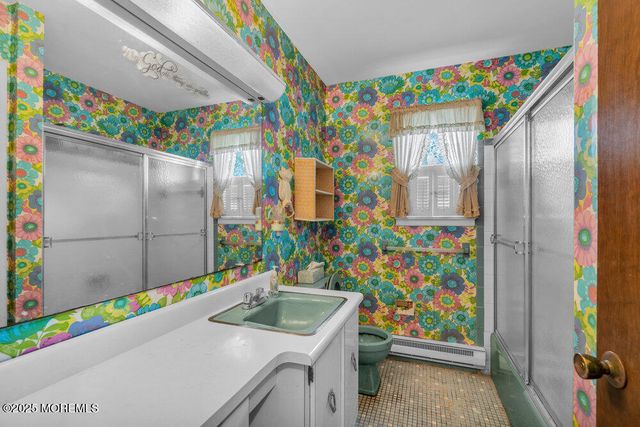 403 7th Street, Waretown, NJ 08758