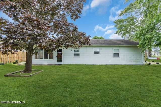 403 7th Street, Waretown, NJ 08758