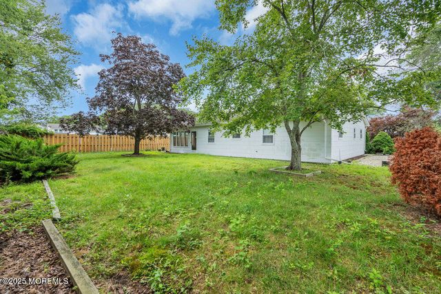 403 7th Street, Waretown, NJ 08758