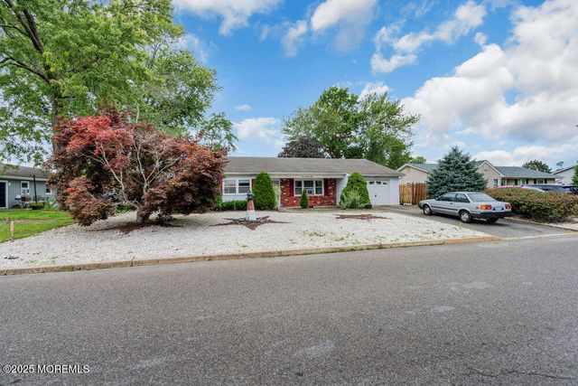 403 7th Street, Waretown, NJ 08758