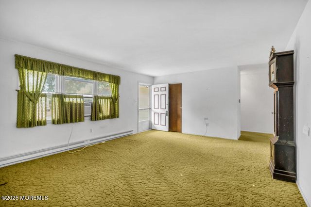 403 7th Street, Waretown, NJ 08758