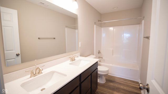 6796 Highland Way, Brownsburg, IN 46112