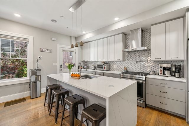 55 Hutchings Street 4, Boston, MA 02121