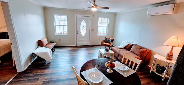 610 Hampton Street, Elloree, SC 29047