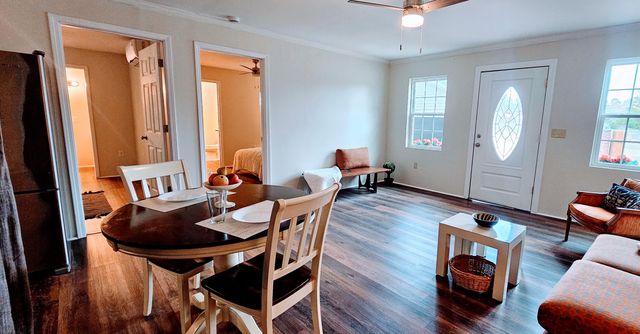 610 Hampton Street, Elloree, SC 29047