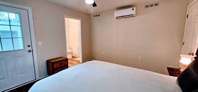 610 Hampton Street, Elloree, SC 29047