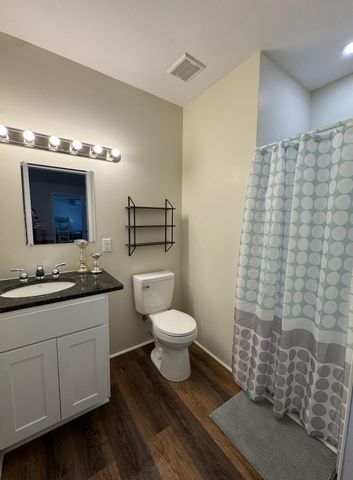 610 Hampton Street, Elloree, SC 29047