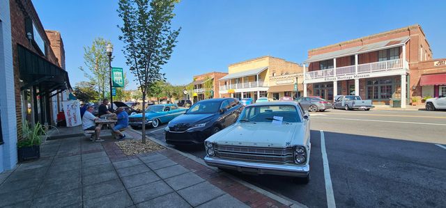 610 Hampton Street, Elloree, SC 29047