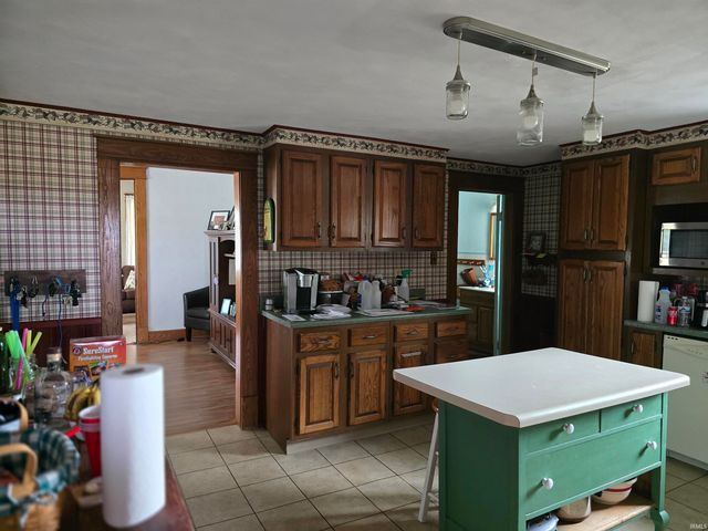 6912 W 180 SOUTH, Russiaville, IN 46979