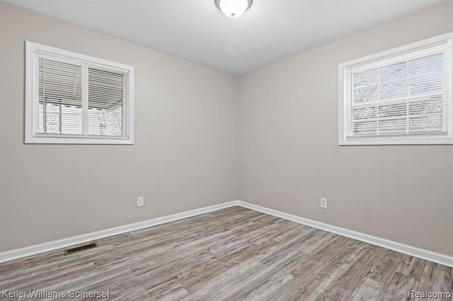 7568 Dodge Avenue, Warren, MI 48091
