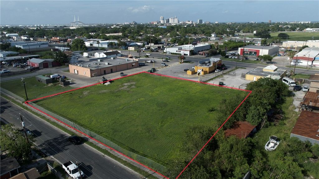 1101 S Port Ave, Corpus Christi, TX 78405 — photo 2