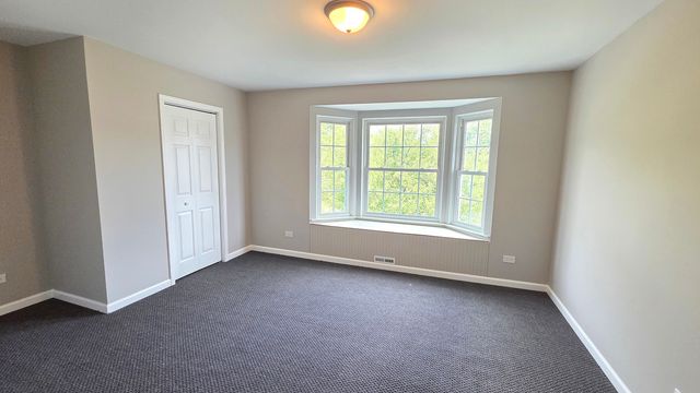 3403 Southport Drive 3403, Island Lake, IL 60042