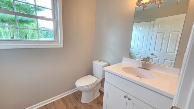 3403 Southport Drive 3403, Island Lake, IL 60042