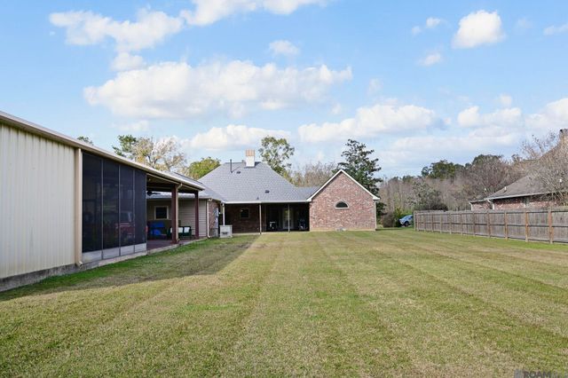 41275 Bertville Rd, Gonzales, LA 70737
