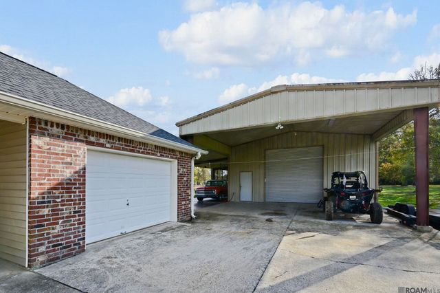 41275 Bertville Rd, Gonzales, LA 70737