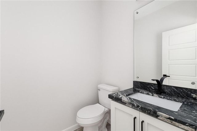 2105 Blue Sky Drive, Weslaco, TX 78596