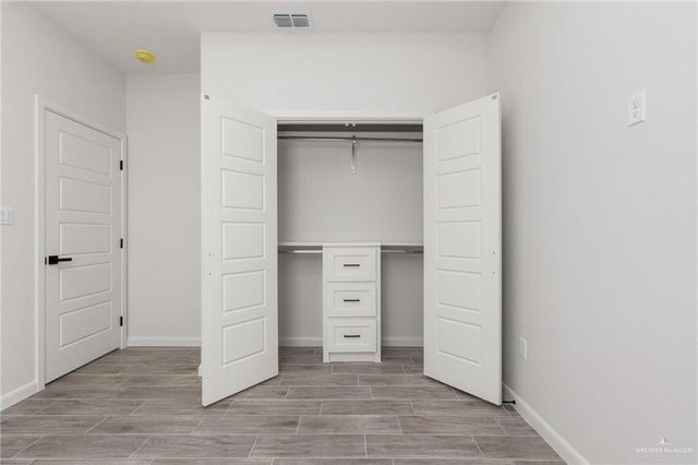 2105 Blue Sky Drive, Weslaco, TX 78596