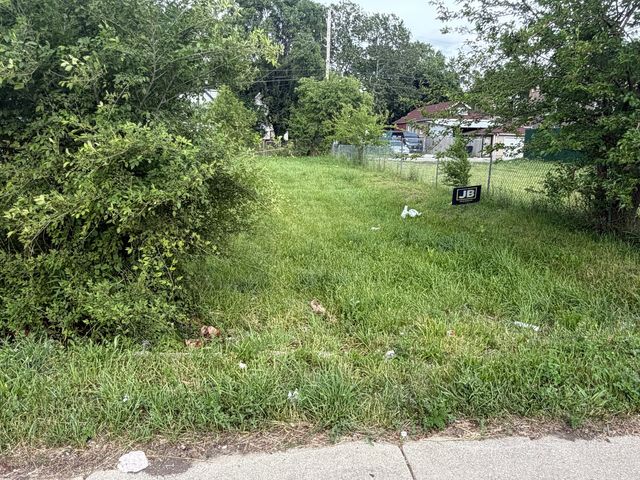 6945 S Ashland Avenue, Chicago, IL 60636